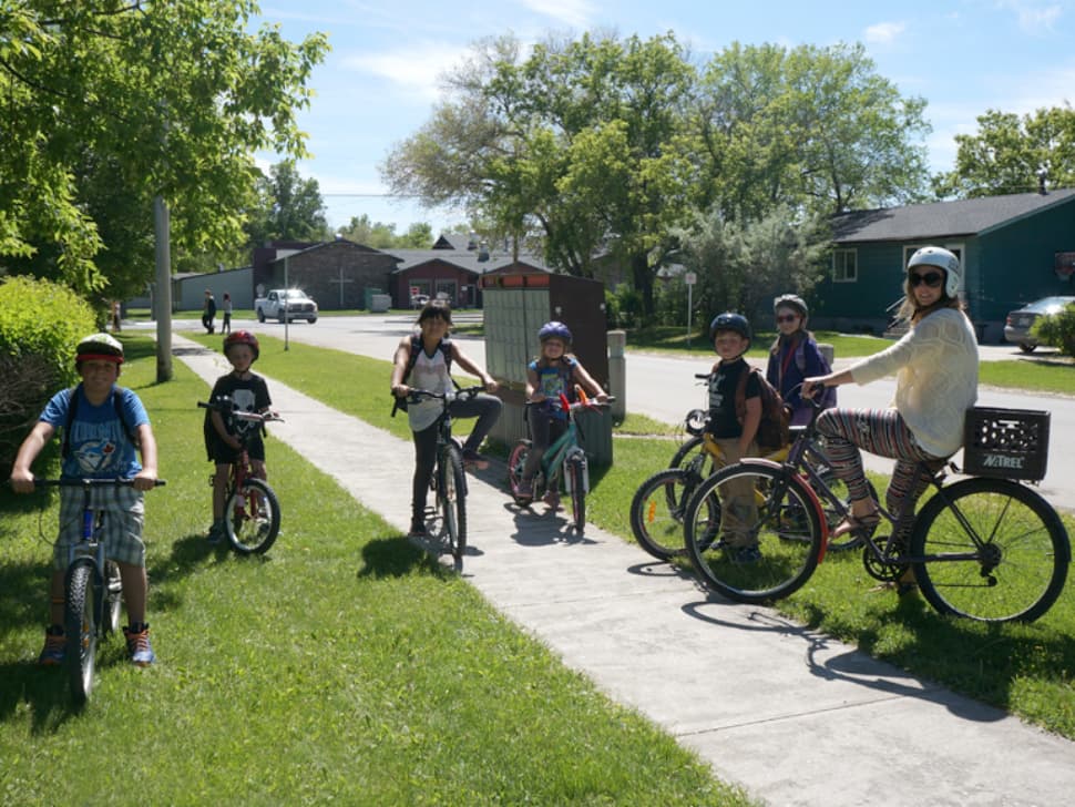 Hanover School Division reminds drivers of road safety near schools