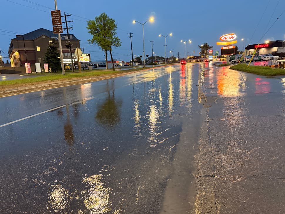 Severe storm sideswipes the southeast