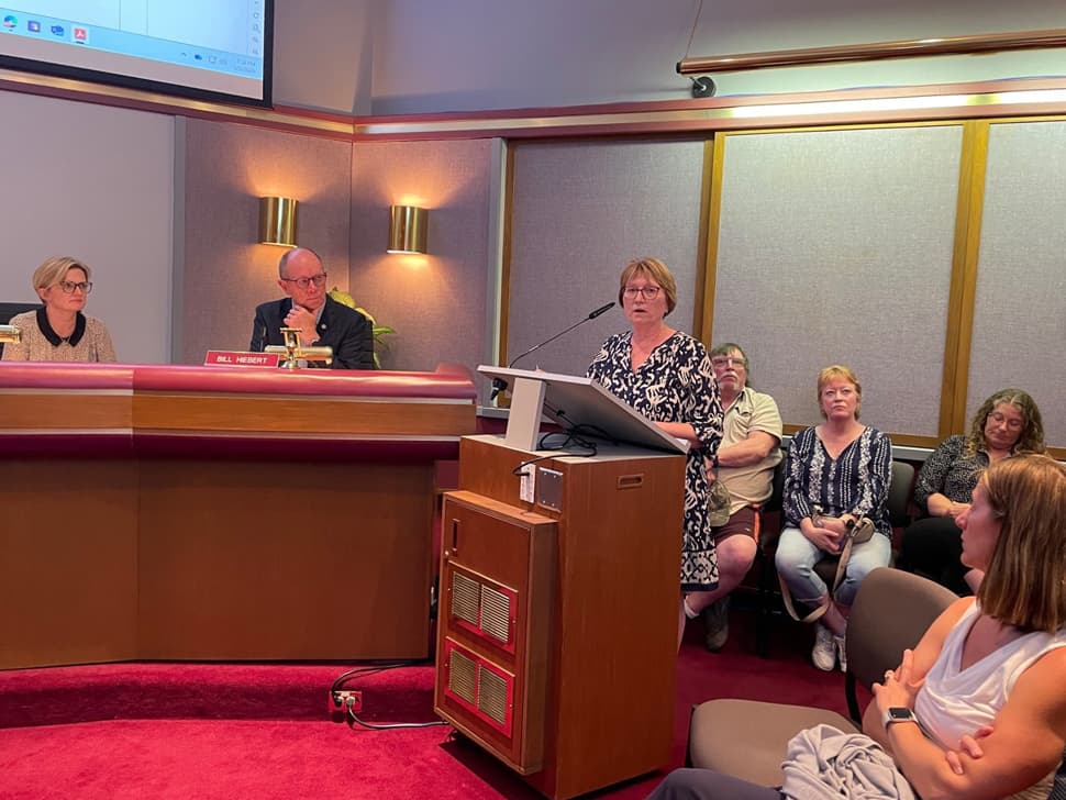Council backs affordable seniors housing despite neighbourhood opposition